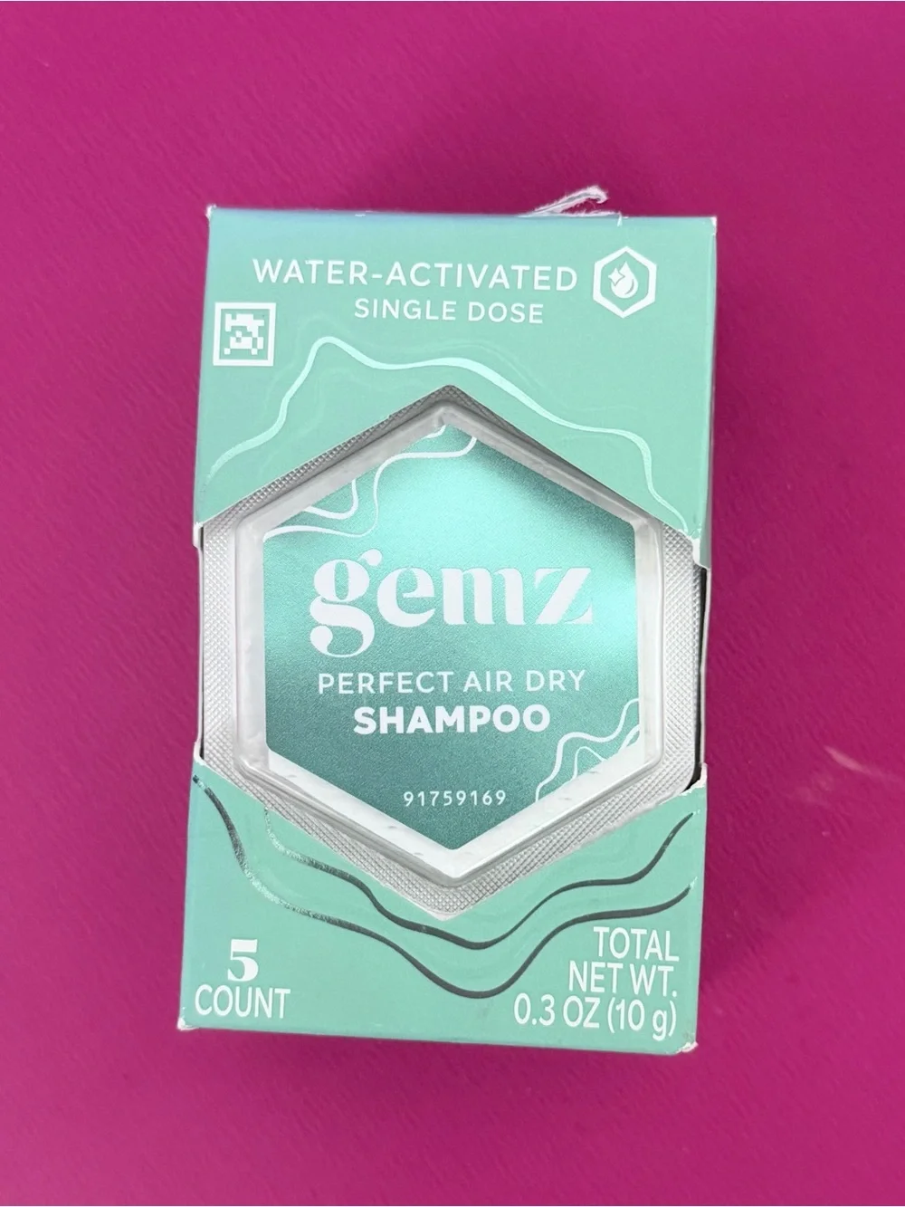 Gemz seconds has three